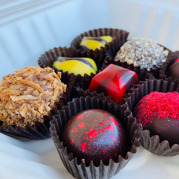 Send Your Considerate Offers, Bundle Your Likes - Picture 10 of 16